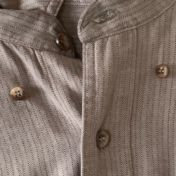 Woolrich Men’s XL Brown Button Down Long Sleeve Shirt - Picture 8 of 8